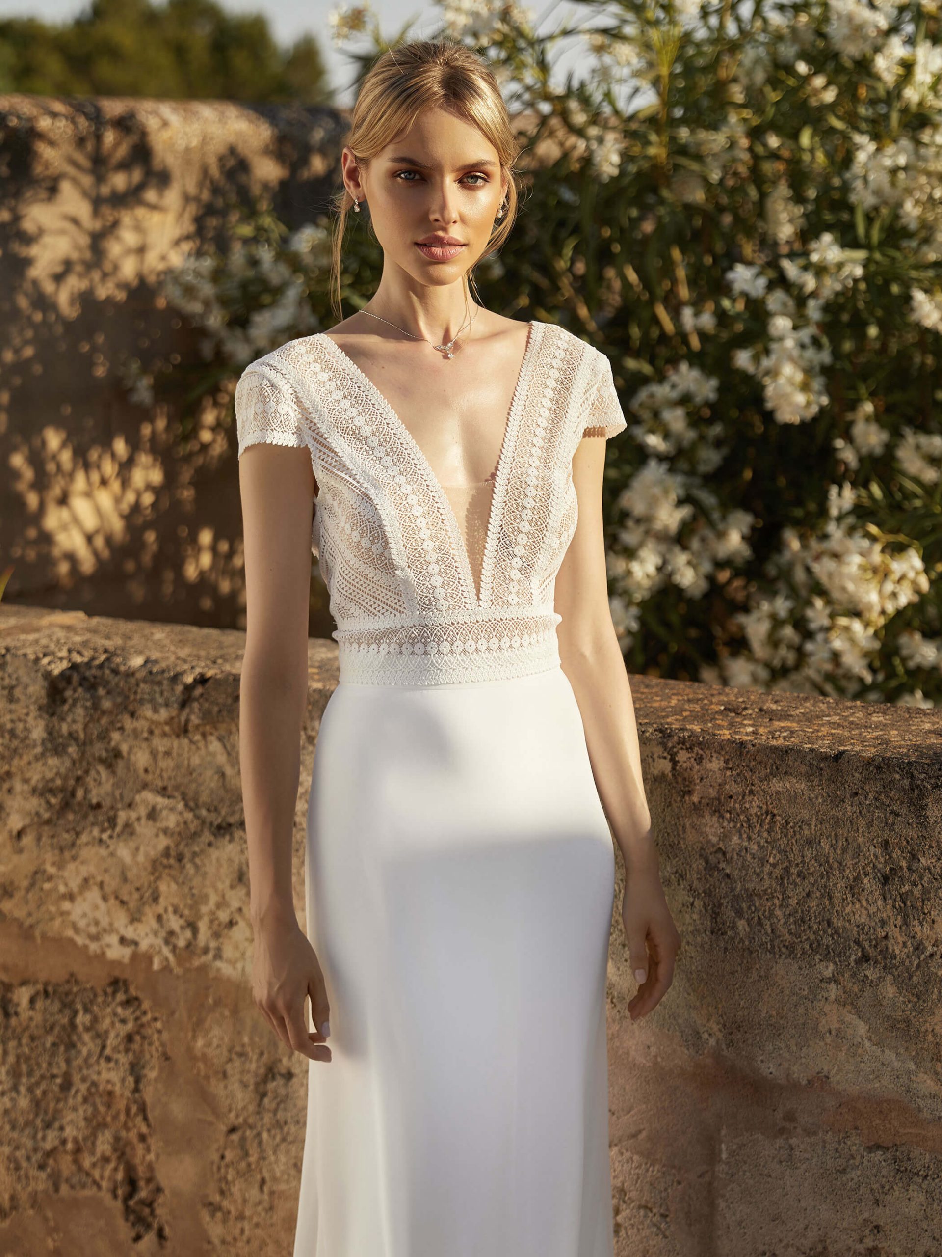 bianco-evento-bridal-bolero-E-410-(3)
